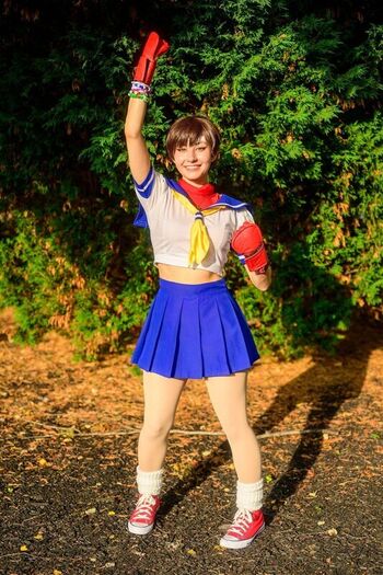 mimidoescosplay