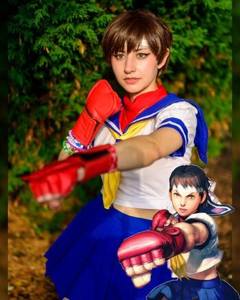 mimidoescosplay
