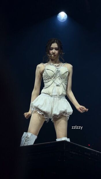 Minatozaki Sana