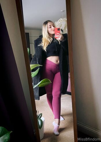 Full leaked Missbelleq private onlyfans photo