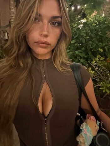 Full leaked Mole page private onlyfans photo