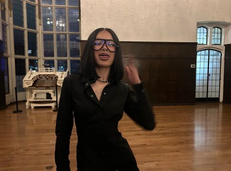 Molly Santana