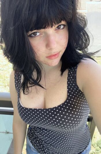 Full leaked Molodoya private onlyfans photo