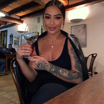 Full leaked Monicasuarez private onlyfans photo