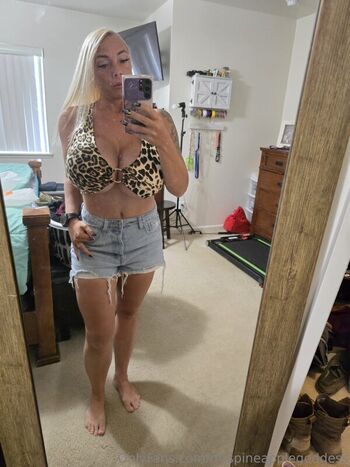 MrsPineappleGoddess