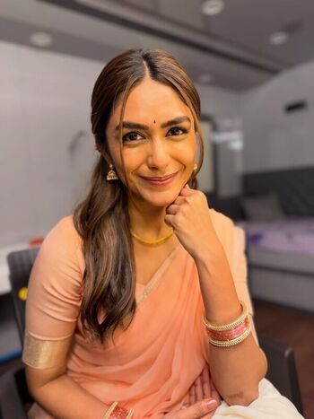Full leaked Mrunal thakur private onlyfans photo