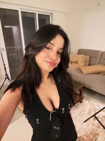 Full leaked Muskan karia private onlyfans photo