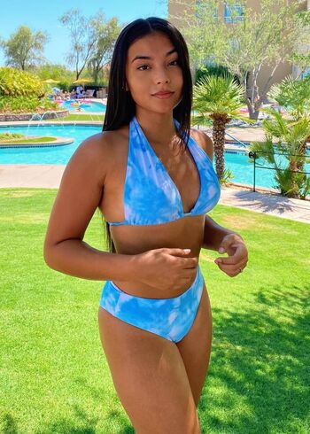 Full leaked Myamontoya private onlyfans photo