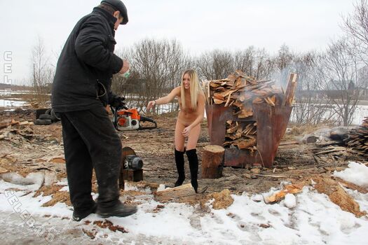 Nackt In Russland