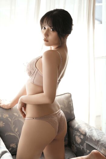 Nashiko Momotsuki