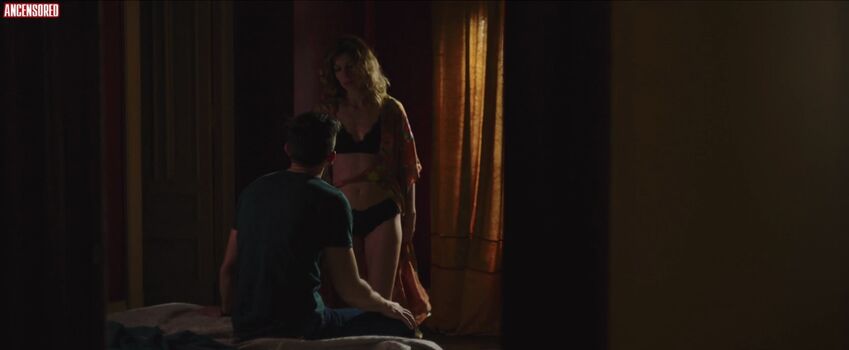 Natalia Tena