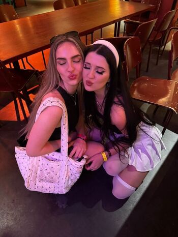 Full leaked Nataliebarness private onlyfans photo