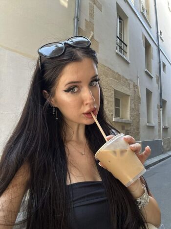 Full leaked Nataliebarness private onlyfans photo