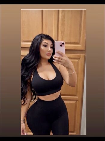 Full leaked Nennaalove private onlyfans photo