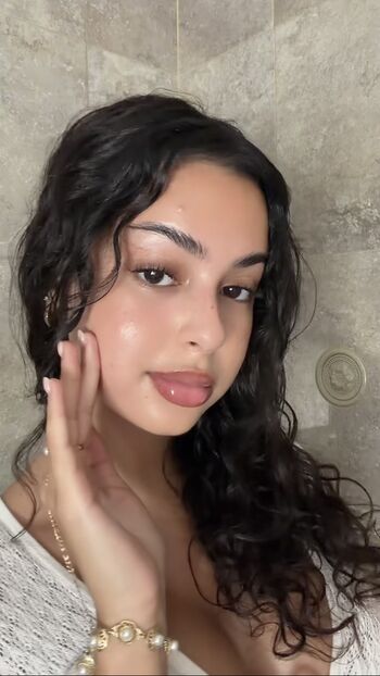 Full leaked Nickimariiee private onlyfans photo