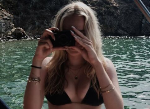 Nika Roeffen
