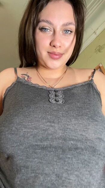 Full leaked Nikkie velour private onlyfans photo