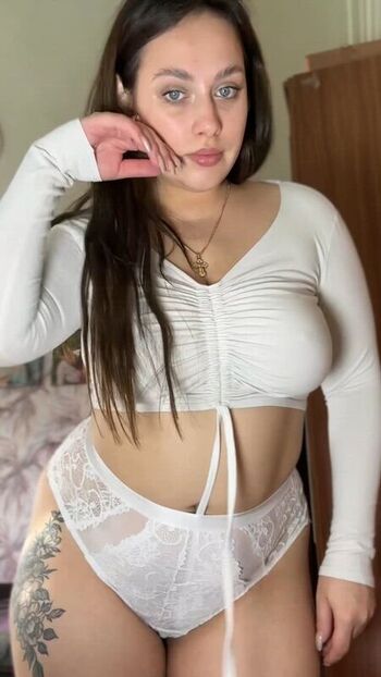 Full leaked Nikkie velour private onlyfans photo