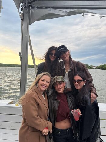 Nina Dobrev