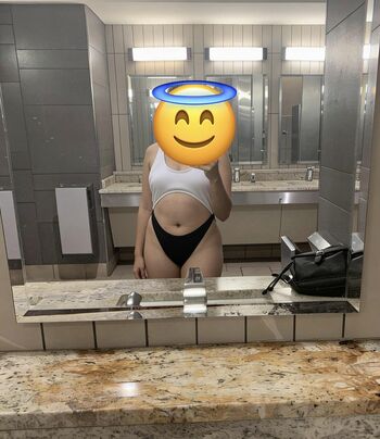 Officewife700