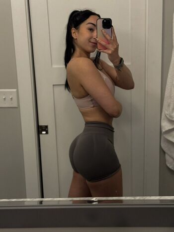Oliive Livy_J