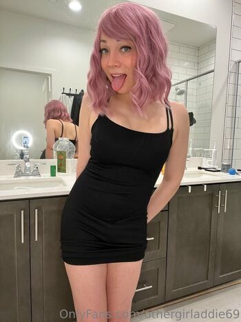 Full leaked Othergirladdie page private onlyfans photo