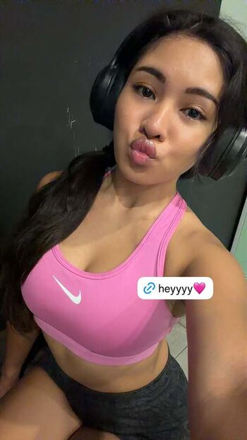 Peachymailaine