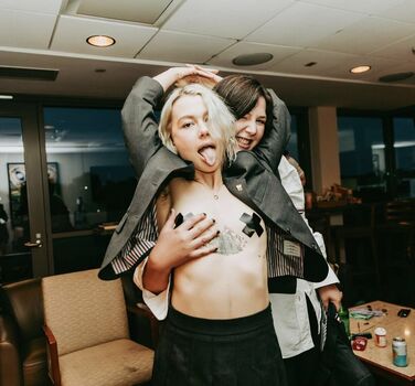 Full leaked Phoebe bridgers private onlyfans photo
