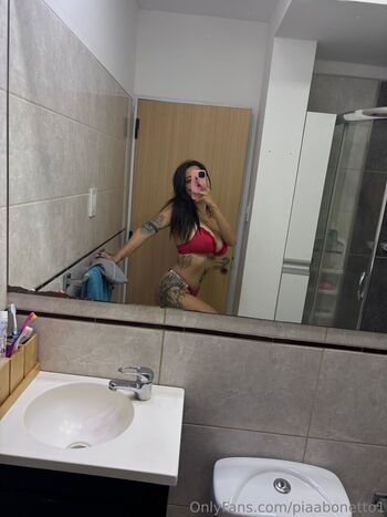 Full leaked Piaabonetto private onlyfans photo