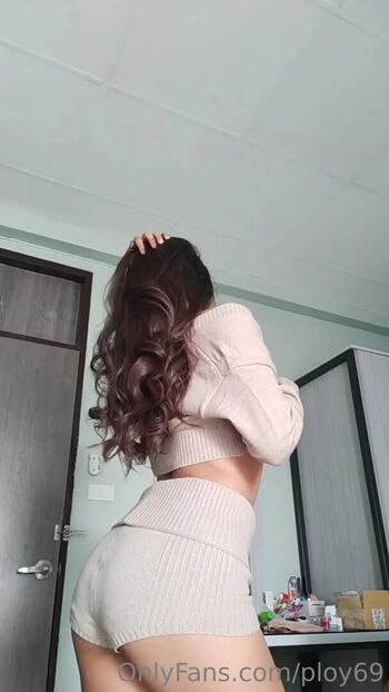 Full leaked Ploy private onlyfans photo
