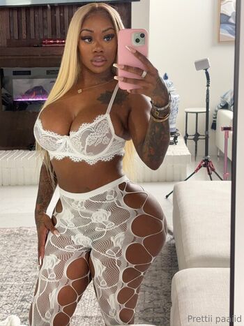 Full leaked Prettiipaaiid private onlyfans photo