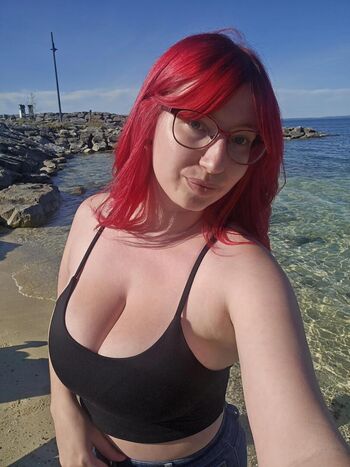Full leaked Prettyporcelain private onlyfans photo