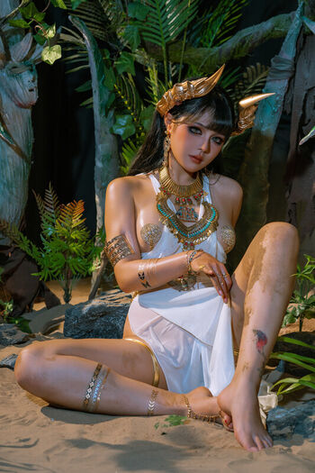 Full leaked Qiyuemiaozi private onlyfans photo