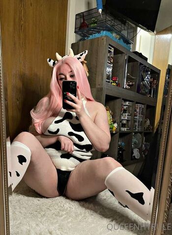 Full leaked Queenhyrule page private onlyfans photo