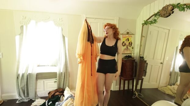 Rachel Maksy