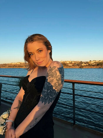React GirlsYT