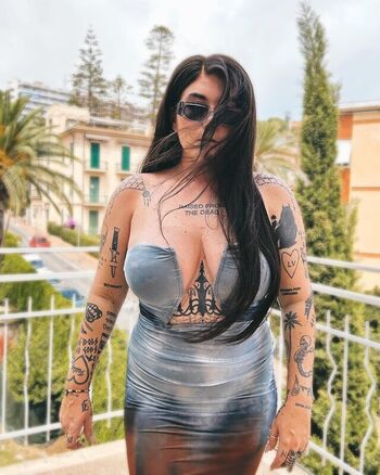 Full leaked Ready to glare private onlyfans photo