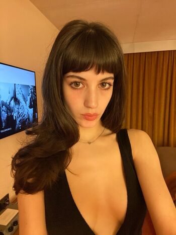 Full leaked Reaisnowhite private onlyfans photo