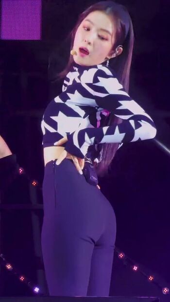 Full leaked Red velvet private onlyfans photo