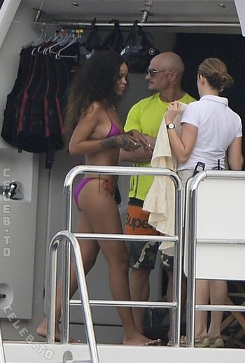 Full leaked Rihanna private onlyfans photo