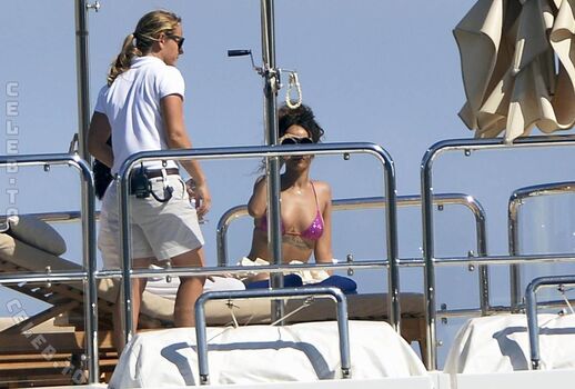 Full leaked Rihanna private onlyfans photo