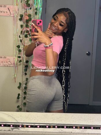 Full leaked Rockoutlaay private onlyfans photo