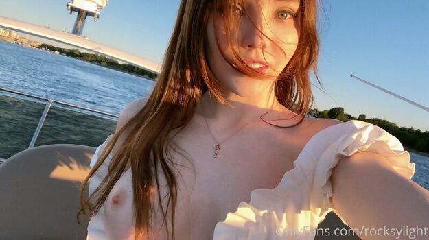 Full leaked Rocksy light page private onlyfans photo