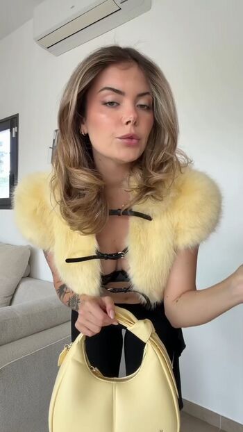 Romy French Youtuber