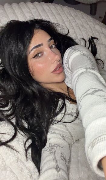 Full leaked Rose zara private onlyfans photo