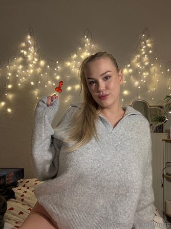 Full leaked Rosy may private onlyfans photo