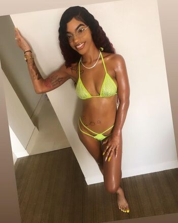 Full leaked Rozay molly private onlyfans photo