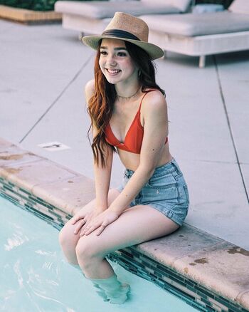Full leaked Ruby jay private onlyfans photo