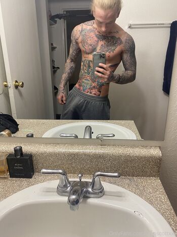 Full leaked Ryanscottxxxfree private onlyfans photo