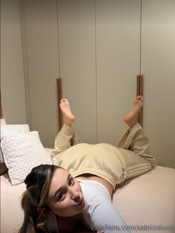 Full leaked Sabrinaluvx private onlyfans photo